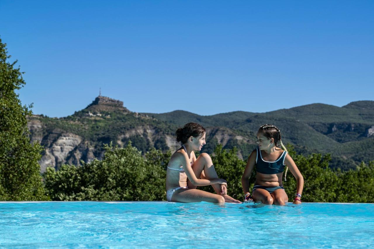 Charmant Camping Familiale 3 Etoiles Vue 360 Plage Piscine A Debordement Empl Xxl لابوم المظهر الخارجي الصورة