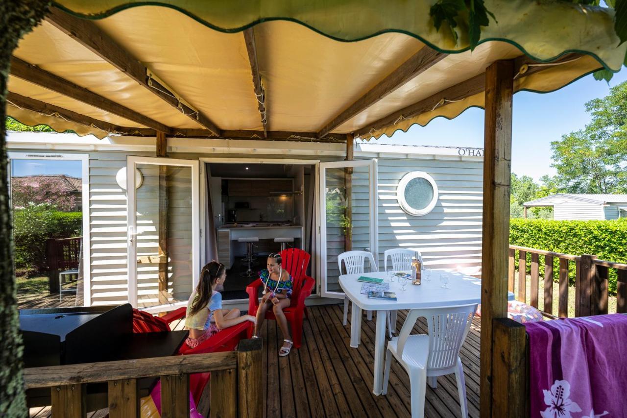Charmant Camping Familiale 3 Etoiles Vue 360 Plage Piscine A Debordement Empl Xxl لابوم المظهر الخارجي الصورة